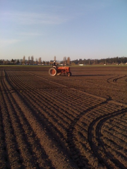 tractor - julieanna - curve path